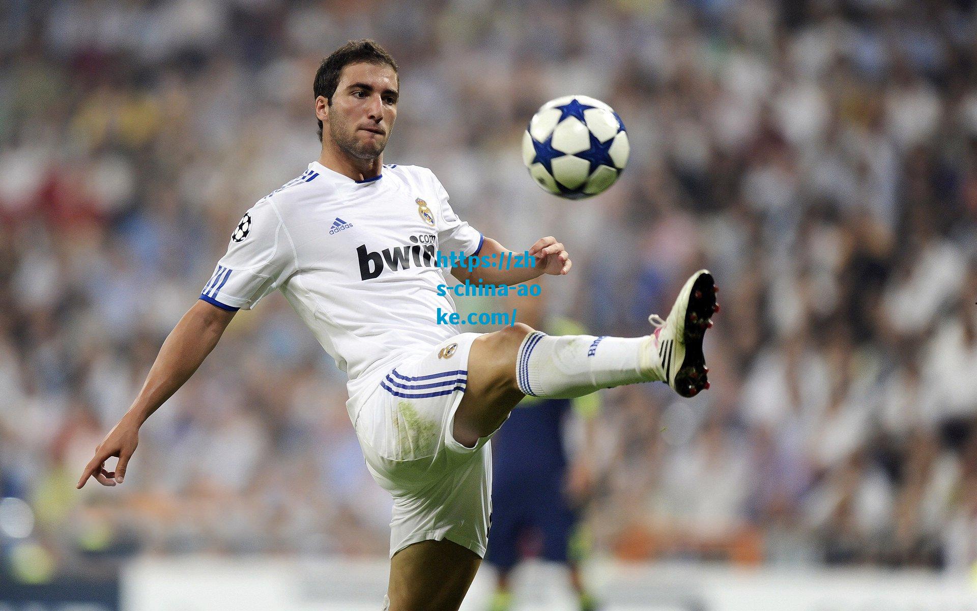 维尼修斯续约谈判陷入僵局，球员寻求职业生涯自主权引发关注